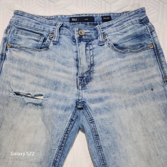 BKE Jake Jeans Men Light Wash Distressed Relaxed Denim straight leg style 30x30 - Picture 2 of 13